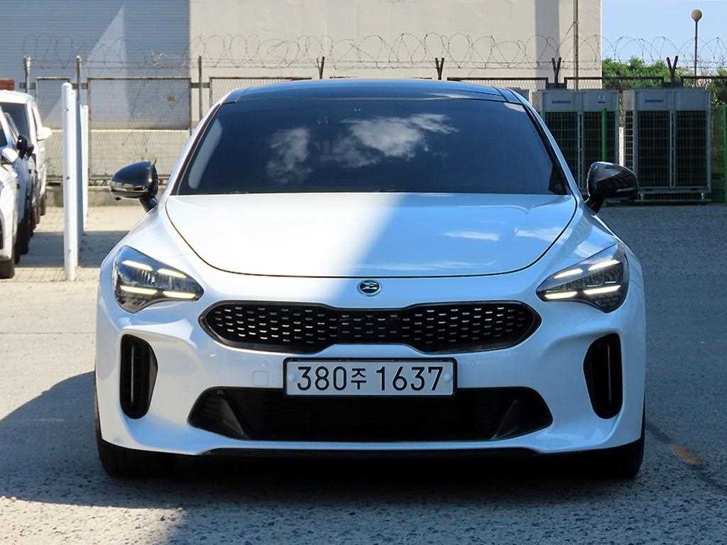 기아 스팅어 AWD 2.5 마스터즈 사진