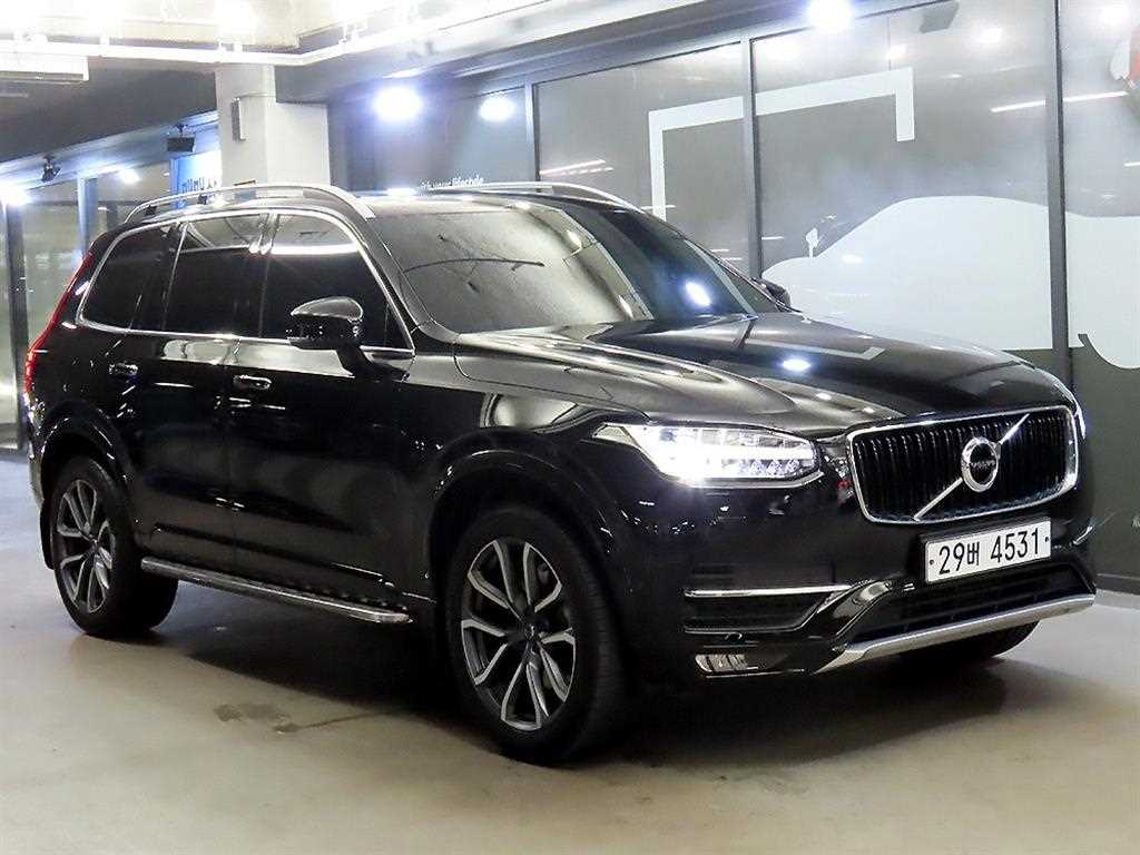 XC90 2세대 2.0 D5 AWD 모멘텀 2017년식