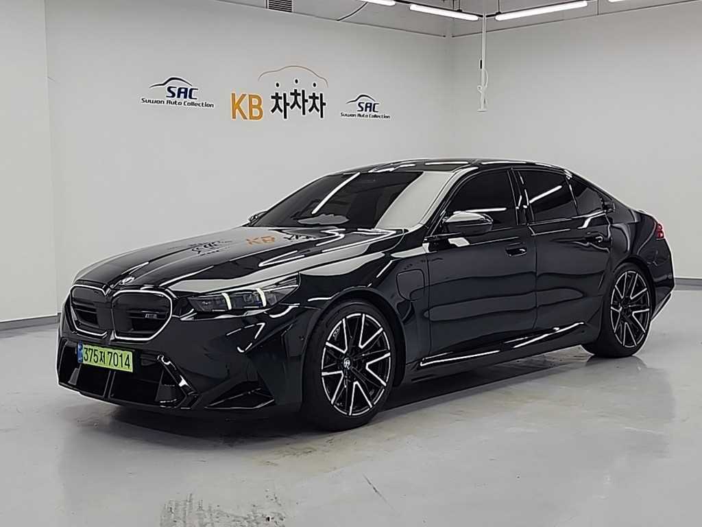 BMW 5시리즈 4.4 사진