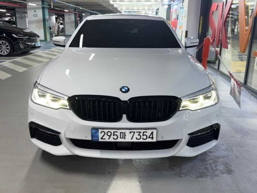 5시리즈 (G30) 530i xDrive M 스포츠 플러스 2018년식