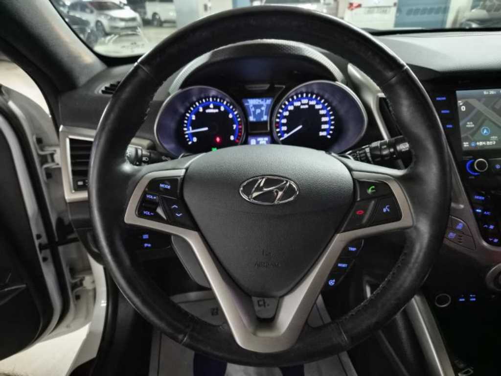 Hyundai Veloster 1.6 GDI PYL DCT 7