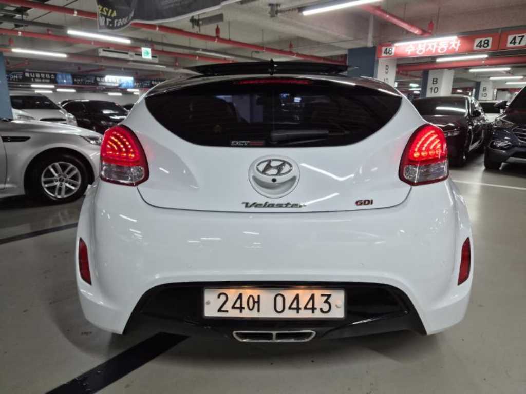Hyundai Veloster 1.6 GDI PYL DCT 5