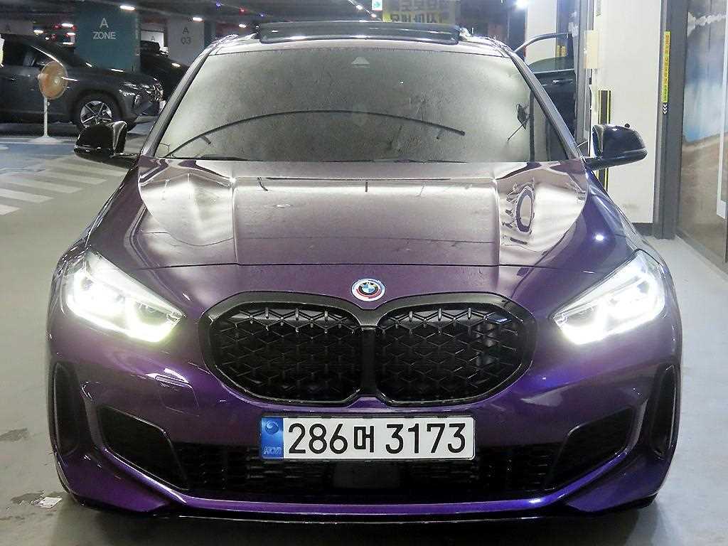 BMW 1시리즈 M135i xDrive 사진 2/20