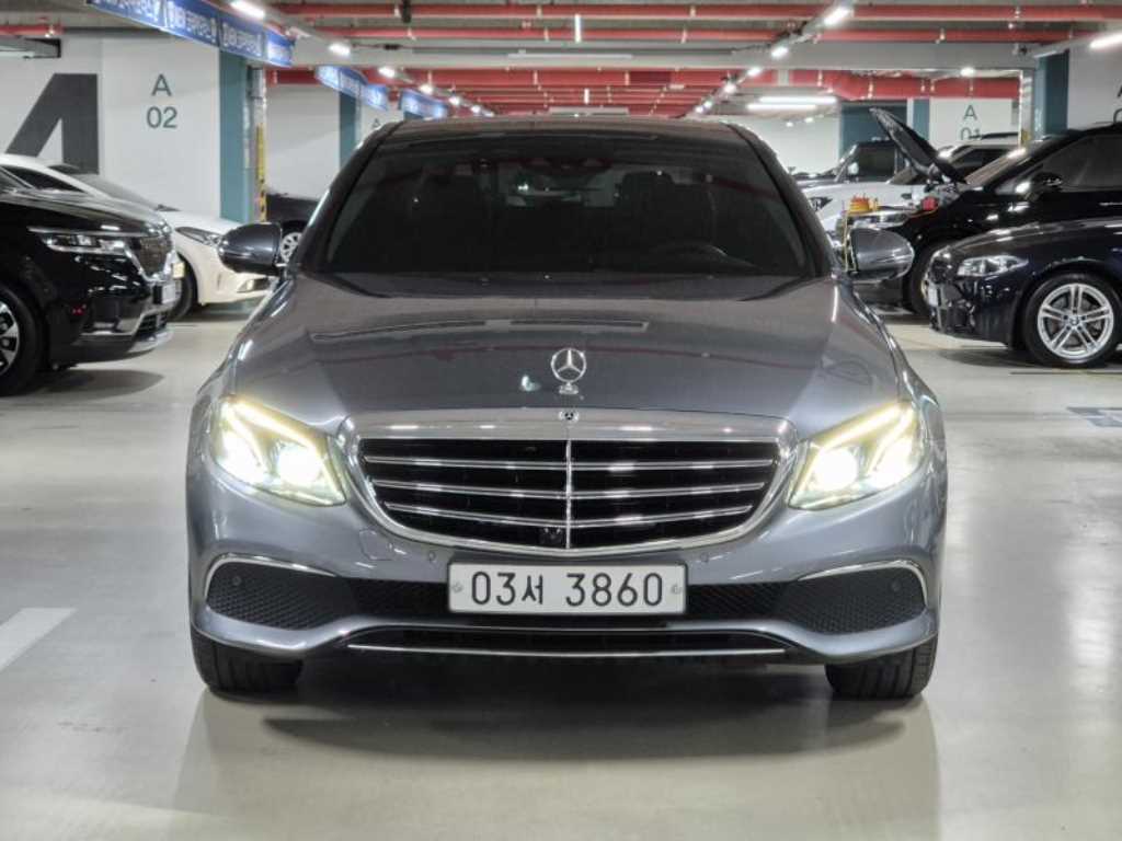 E-클래스 W213 E300 4MATIC 아방가르드 2019년식