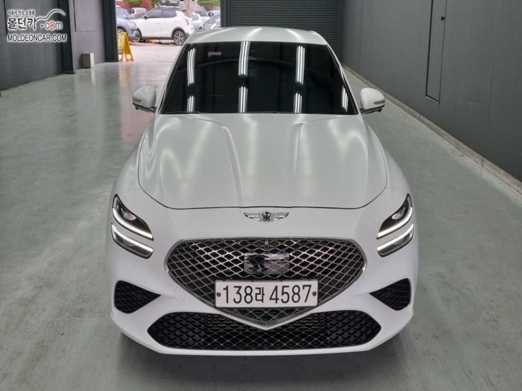 Genesis G70 Gasoline 2.0T 4WD Base Type — фото 3