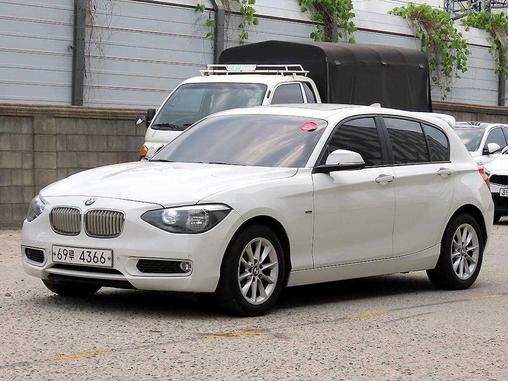 BMW 1시리즈 118d 어반 사진 2/18