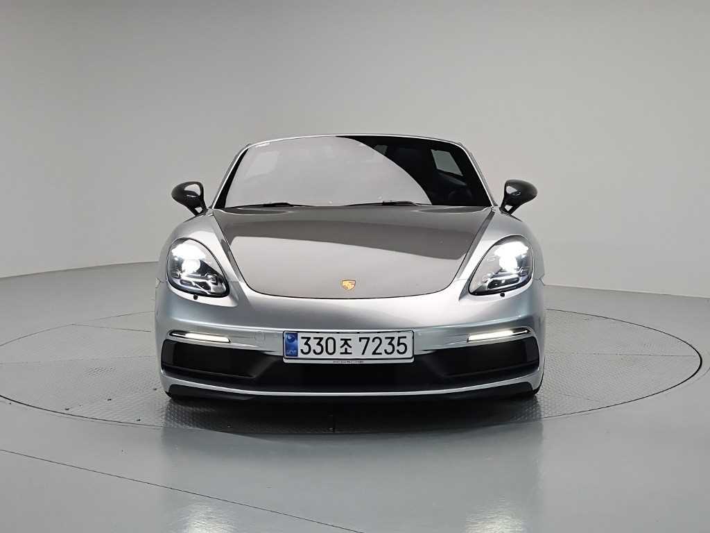 포르쉐 718 4.0 GTS 사진 2/19