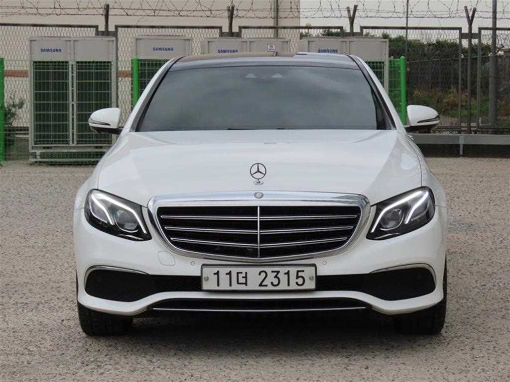 E-클래스 W213 E300 4MATIC 익스클루시브 2017년식