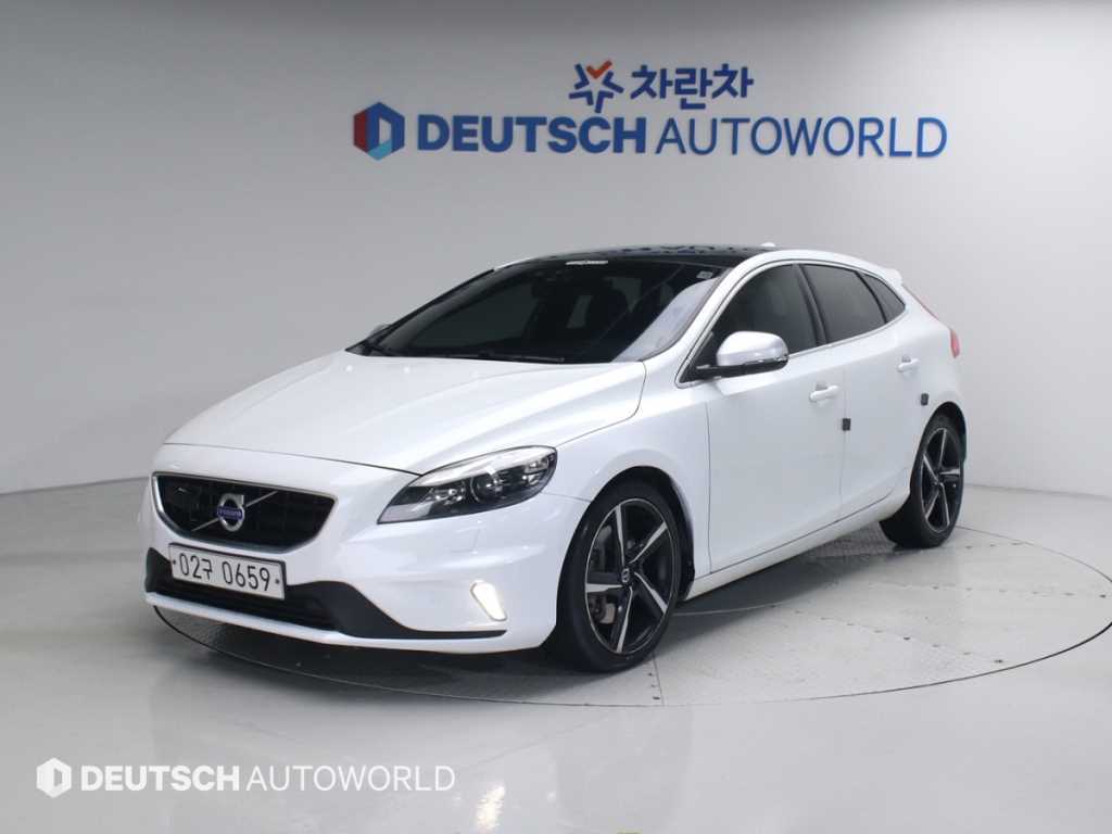 V40 T5 2016년식