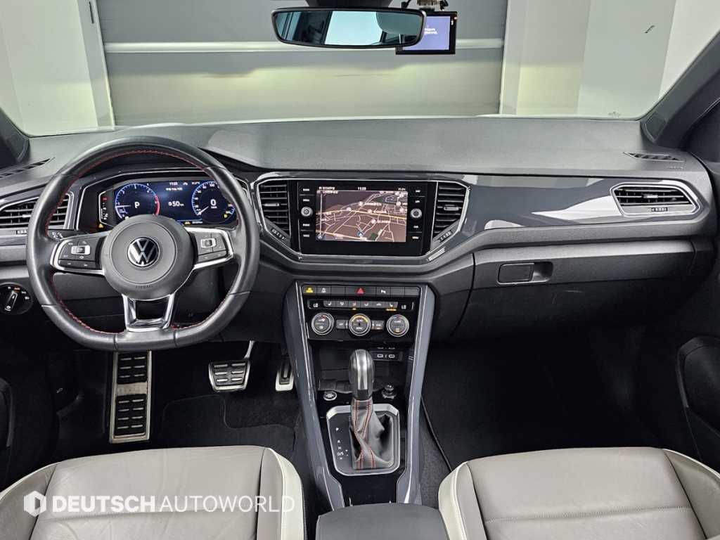 Volkswagen T-Roc 2.0 TDI Premium 8