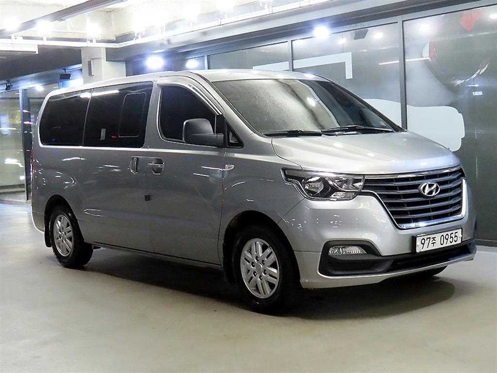 더 뉴 그랜드 스타렉스 2WD 밴 5인승 모던 2020년식