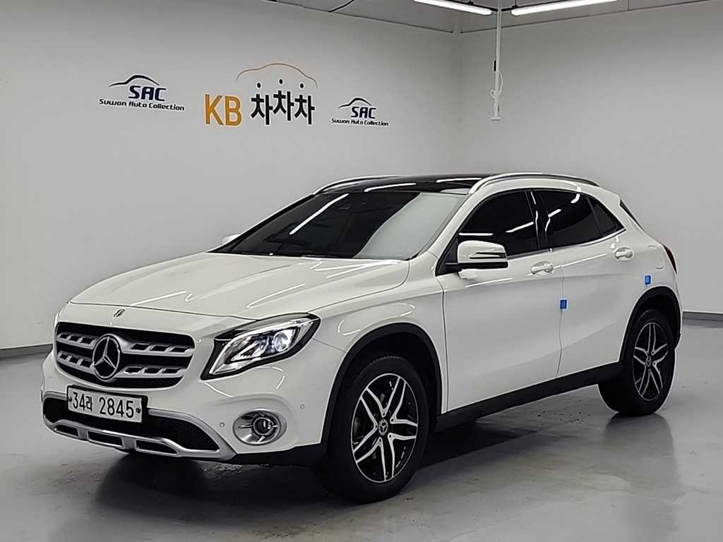 벤츠 GLA 클래스 GLA220 프리미엄 사진 2/19