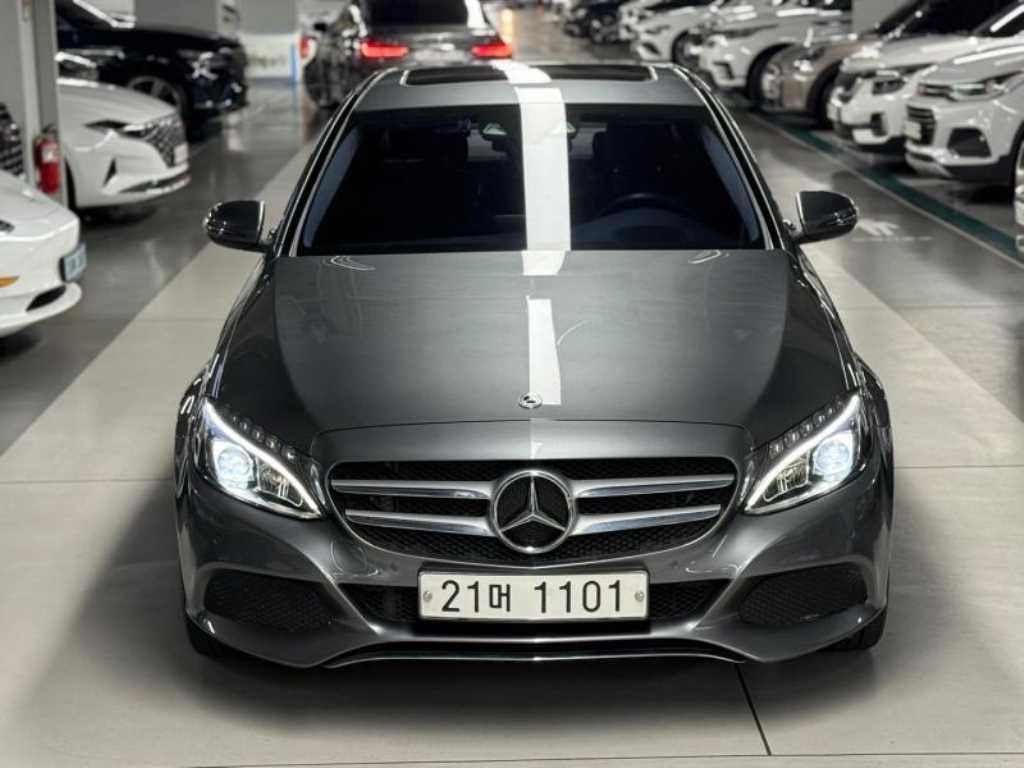 Mercedes-Benz C-Class C200 Avantgarde