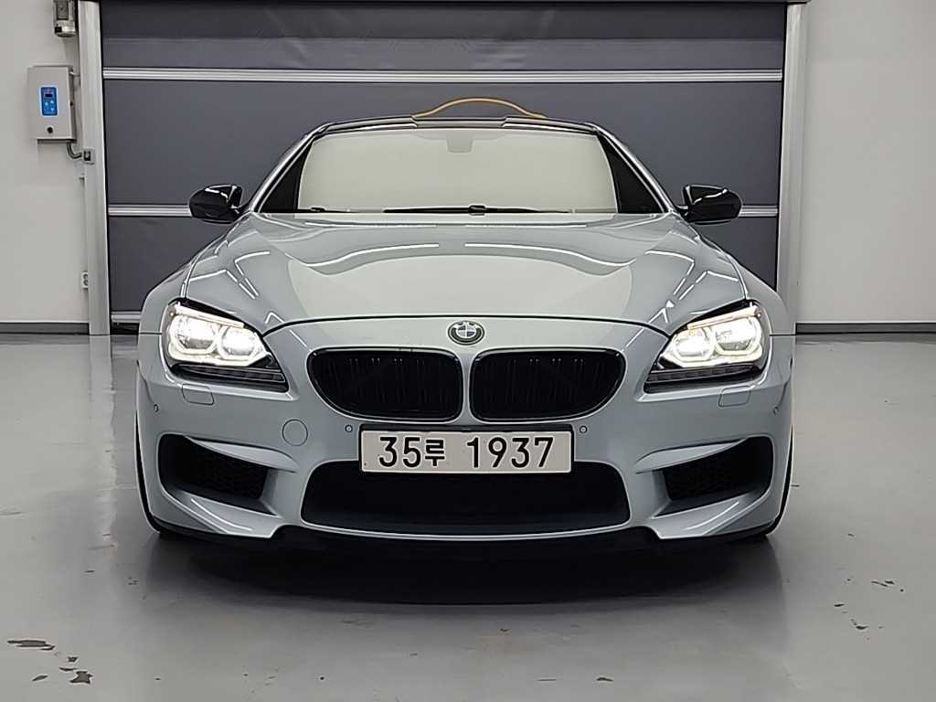 BMW 6시리즈 M6 쿠페 사진 2/19