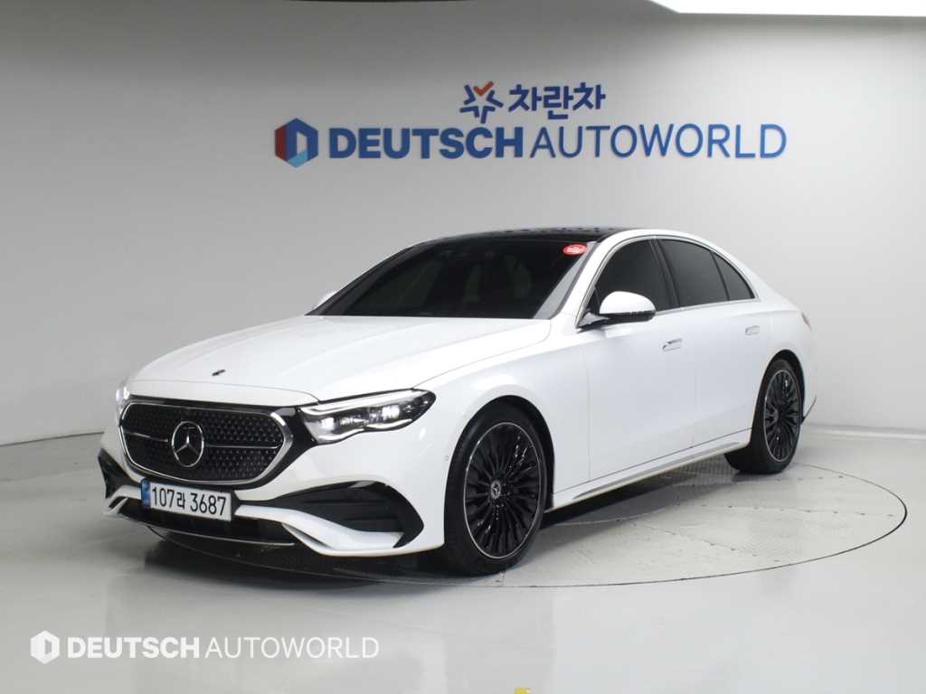 벤츠 E 클래스 E300 4MATIC 익스클루시브 사진