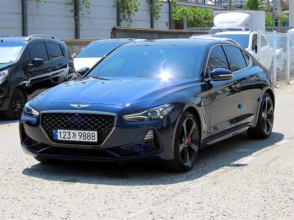 제네시스 G70 2.0T AWD 스포츠 패키지 사진 2/20
