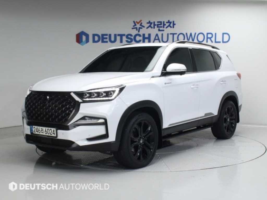 KGM 렉스턴 디젤 2.2 4WD 더 블랙 사진 2/20