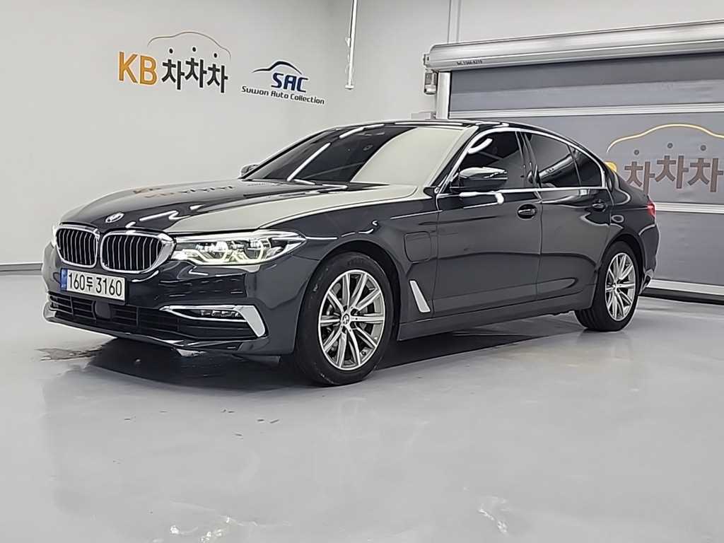 BMW 5시리즈 530e 럭셔리 플러스 사진
