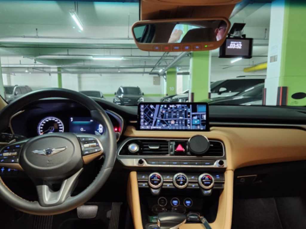 Genesis G70 Gasoline 2.0T 2WD Base Type 6