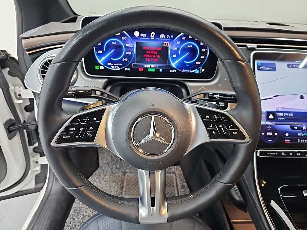 Mercedes-Benz EQE-Class EQE350+ 9