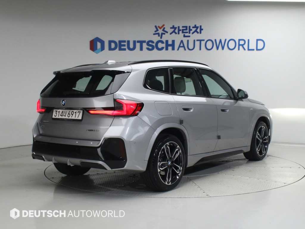 BMW X1 xDrive 20i M 스포츠 사진 2/20