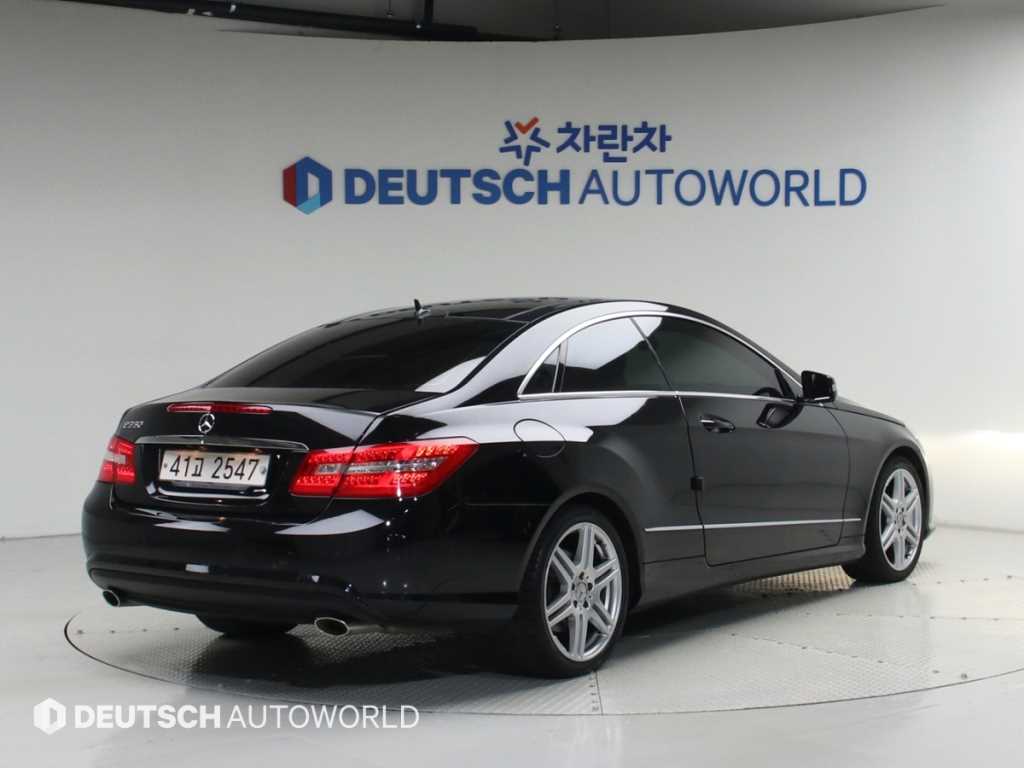 벤츠 E 클래스 E350 쿠페 사진 2/20