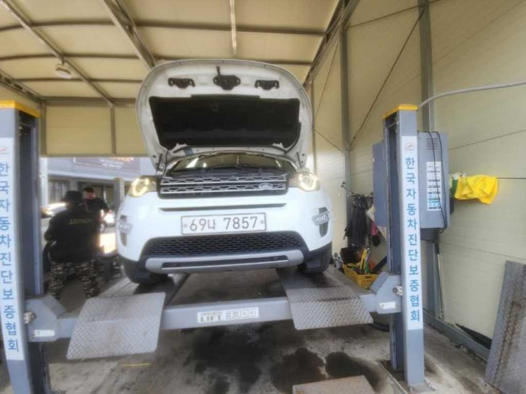 Land Rover Discovery Sport 2.0 TD4 HSE Luxury