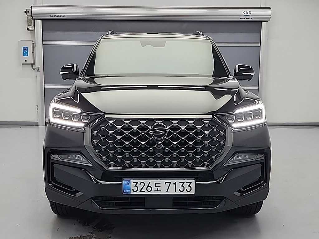 KGM 렉스턴 디젤 2.2 4WD 더 블랙 사진 2/19
