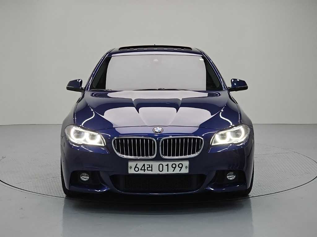 BMW 5시리즈 520d M 에어로다이나믹 사진 2/19
