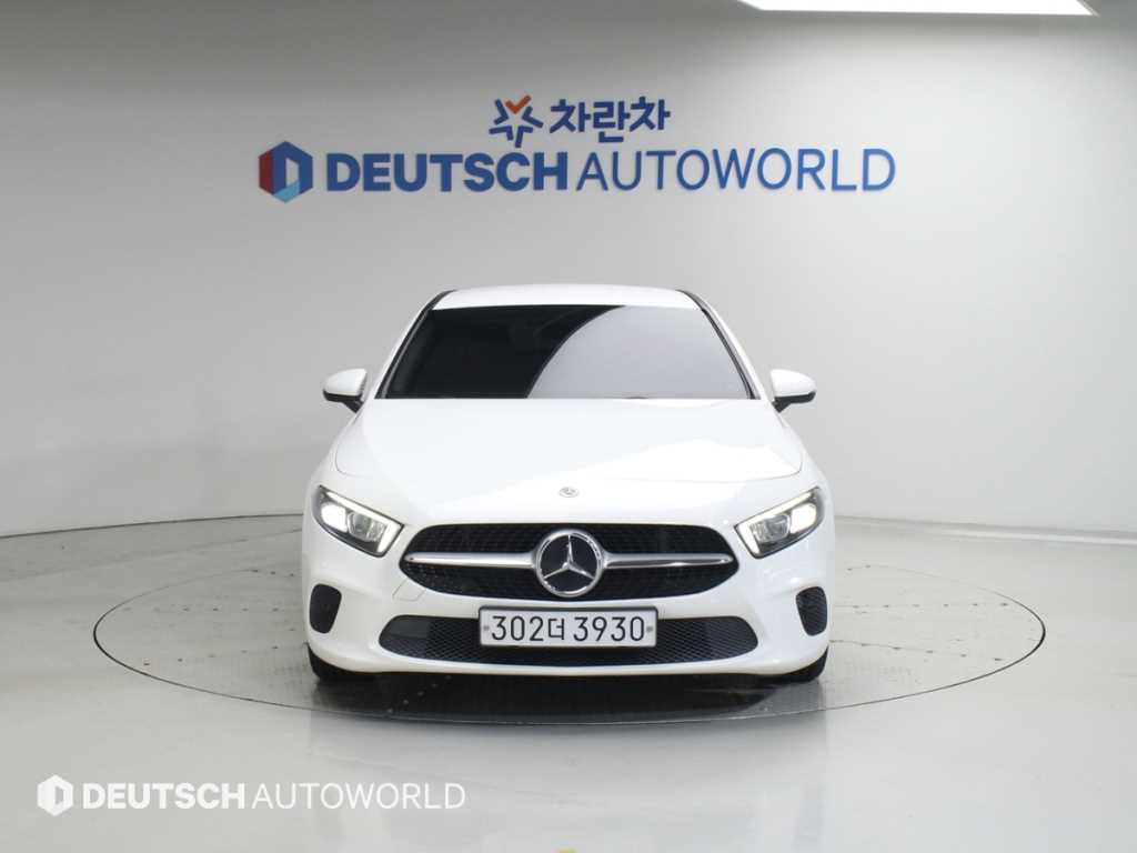 Mercedes-Benz A-Class A220 Hatchback 4