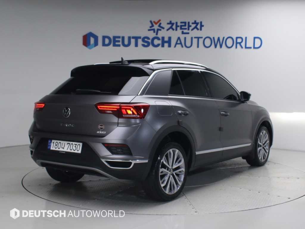 폭스바겐 티록 2.0 TDI 프레스티지 사진 2/20