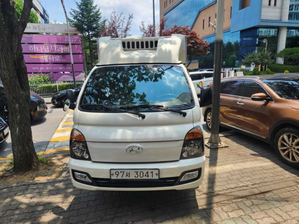 현대 포터2 1톤 냉동탑 - 중고 트럭 매물 이미지