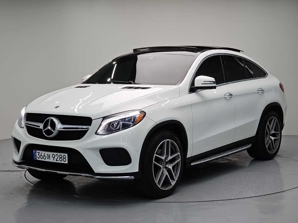 벤츠 GLE 클래스 GLE 350 d 4MATIC 쿠페 사진