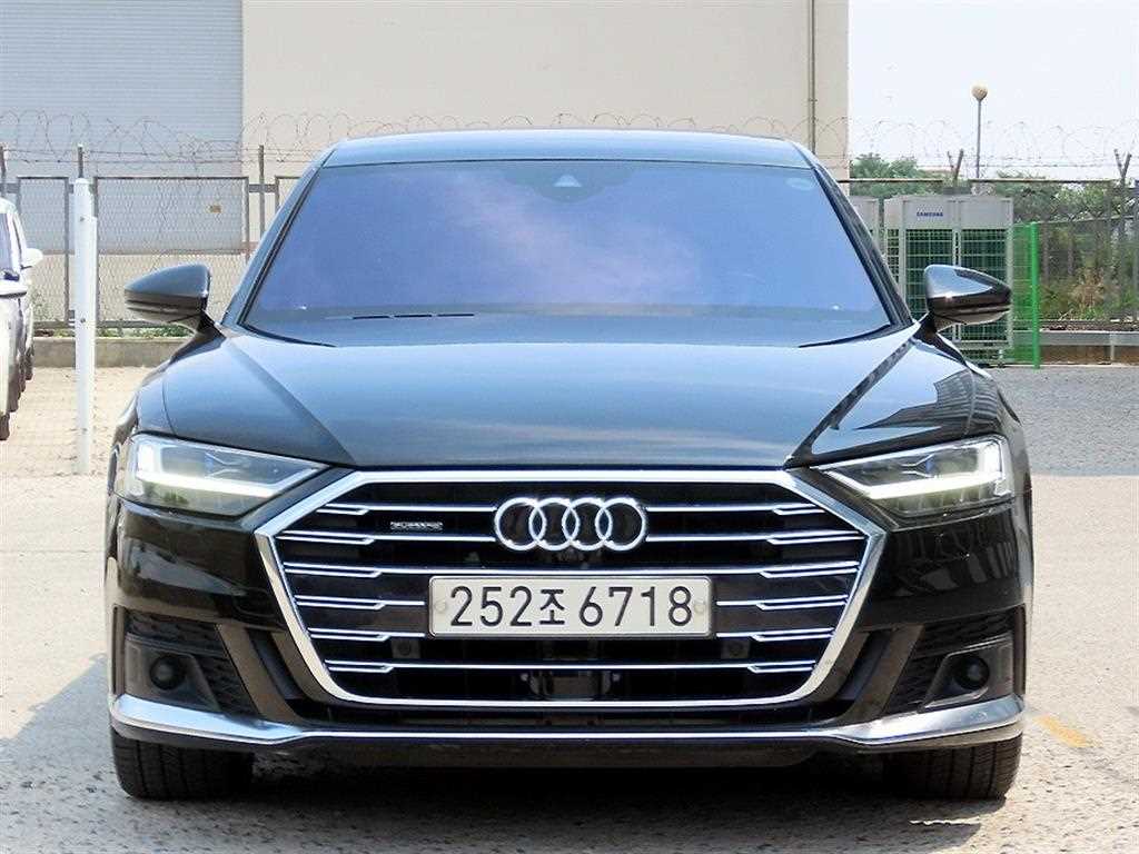 A8 (D5) 55 TFSI 콰트로 LWB 2020년식