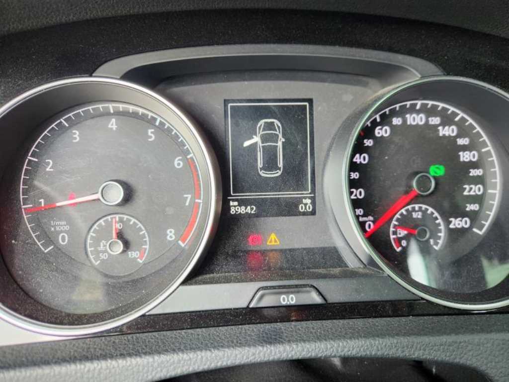 Volkswagen Golf 1.4 TSI Premium 6