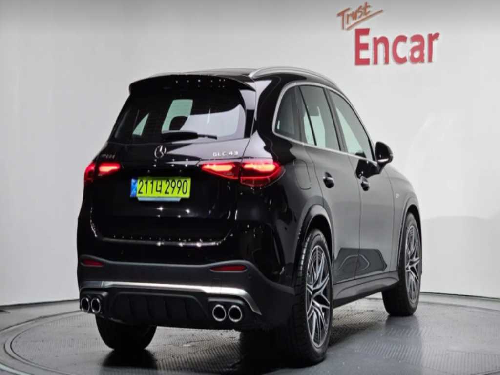 벤츠 GLC 클래스 AMG GLC 43 4MATIC 사진 2/20