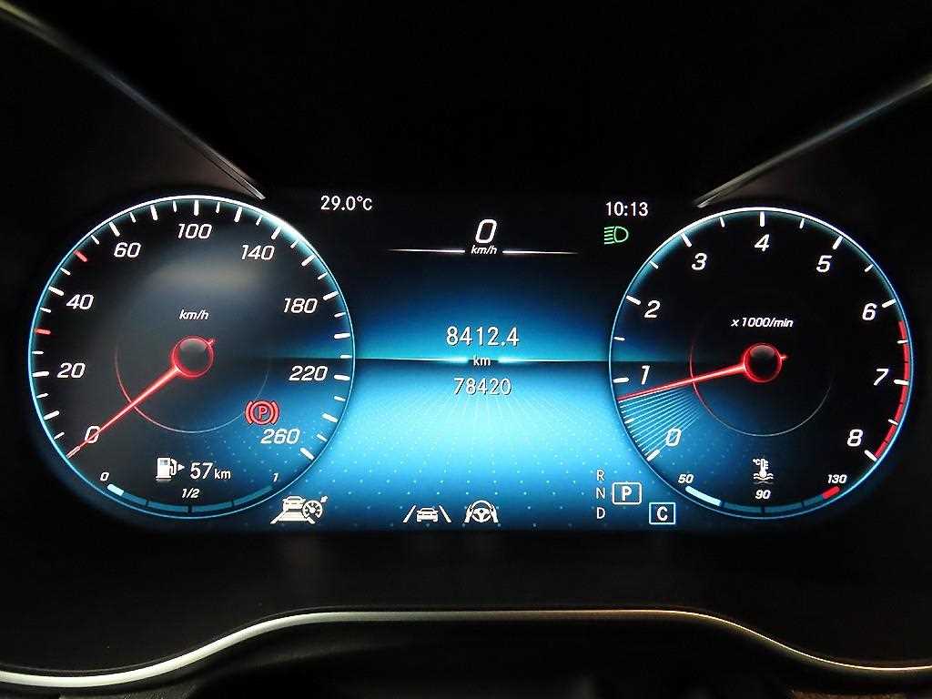 Mercedes-Benz GLC-Class GLC300 4MATIC Premium Coupe 9