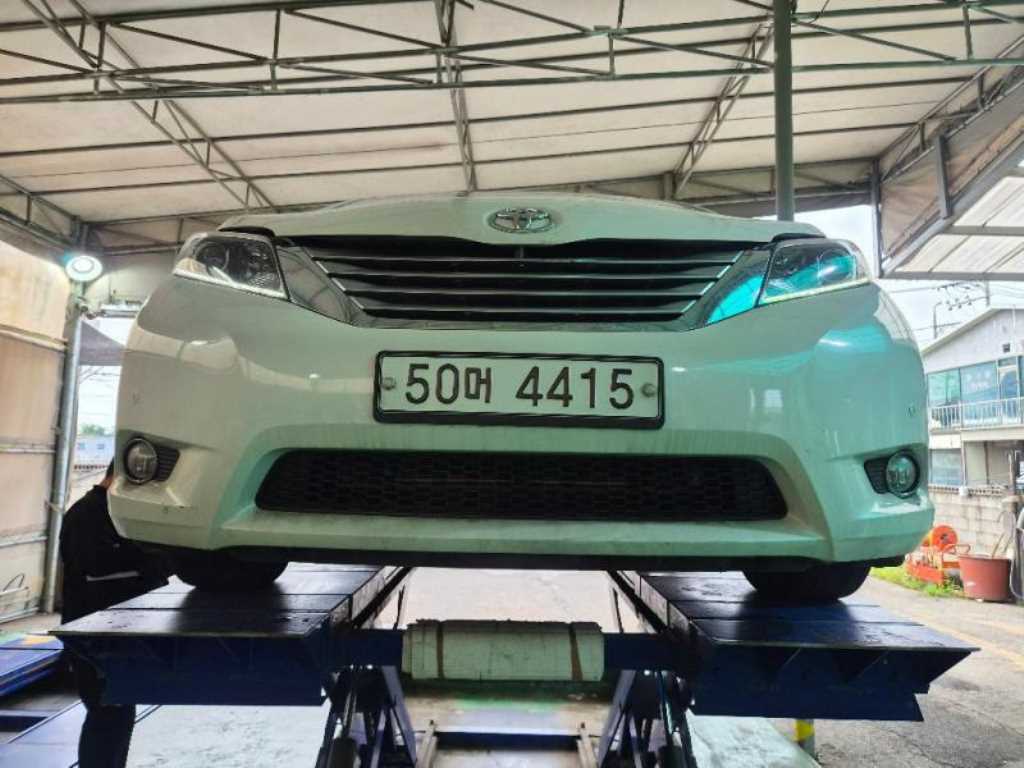 Toyota Sienna 3.5 AWD