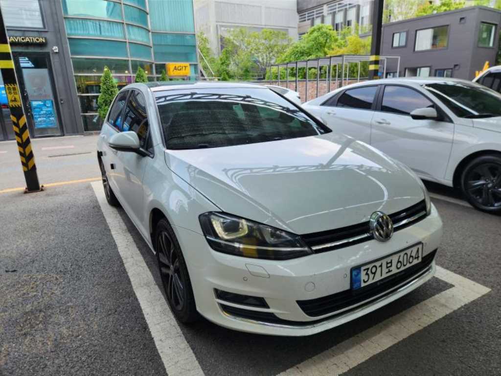 Volkswagen Golf 1.4 TSI Premium 3