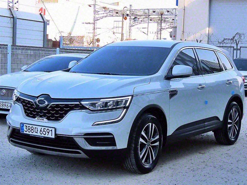 르노코리아 QM6 가솔린 2.0 GDe LE 2WD 사진 2/20