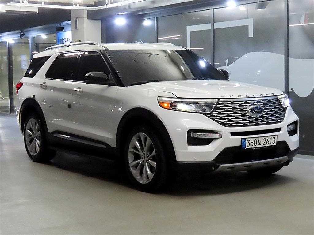 익스플로러 6세대 3.0 AWD 플래티넘 2021년식