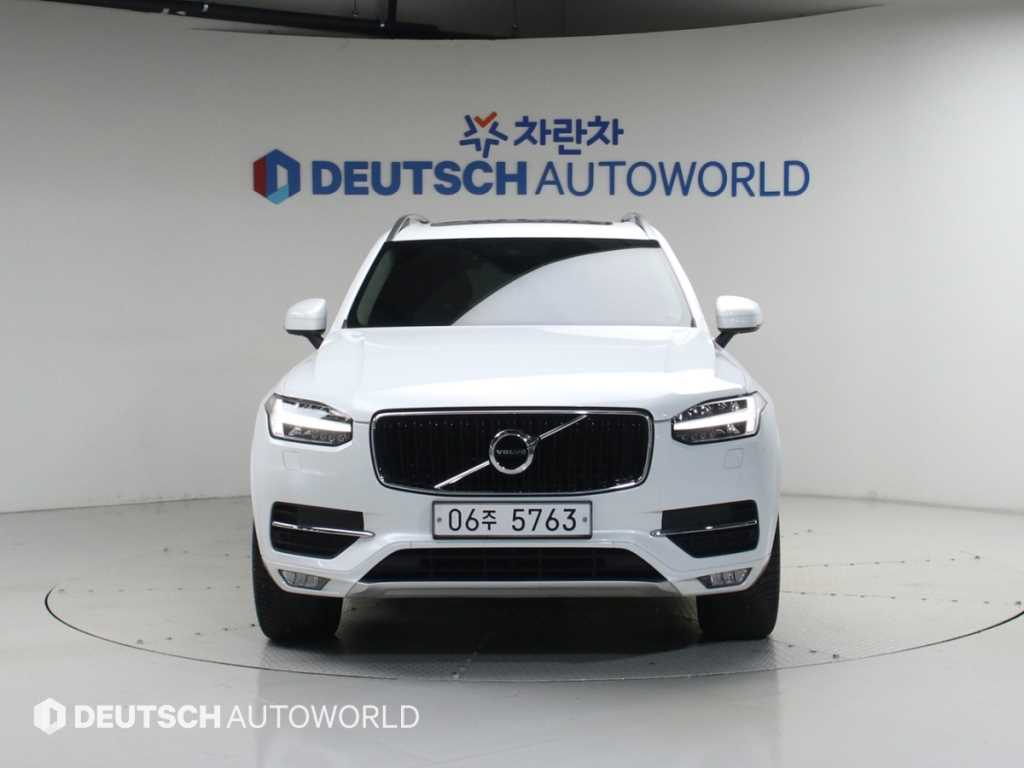 XC90 2세대 2.0 D5 AWD 모멘텀 2019년식