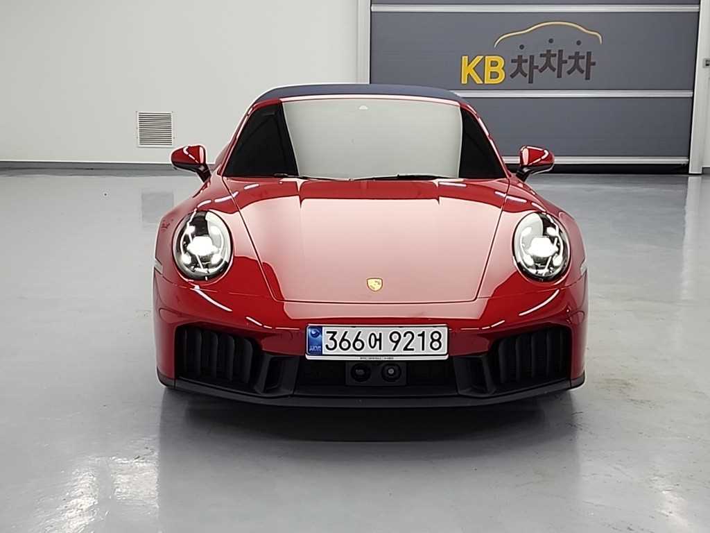포르쉐 911 카레라 4 GTS 카브리올레 사진 2/19