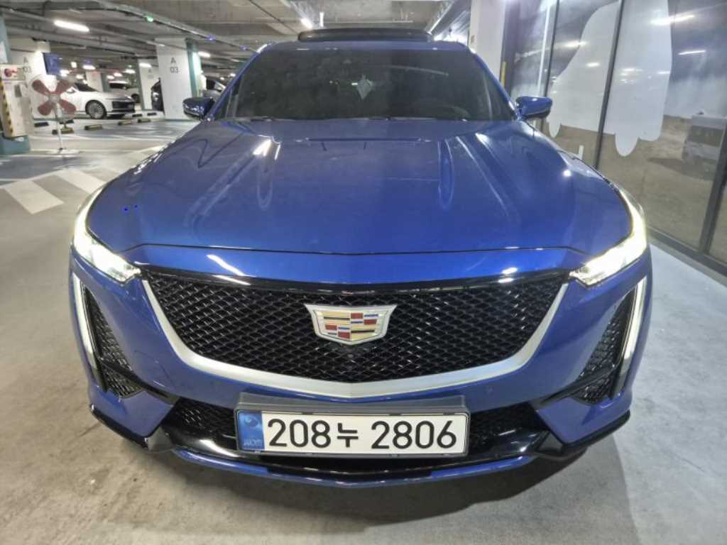 Cadillac CT5 2.0 Sport 3