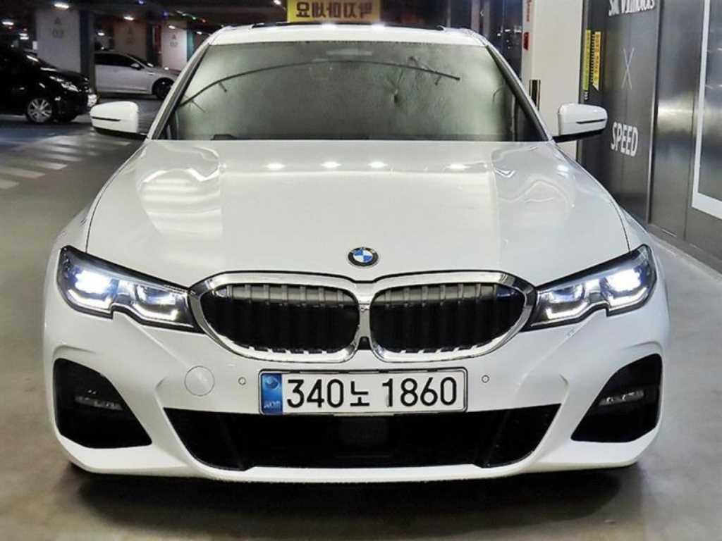BMW 3시리즈 320i M 스포츠 사진 2/20