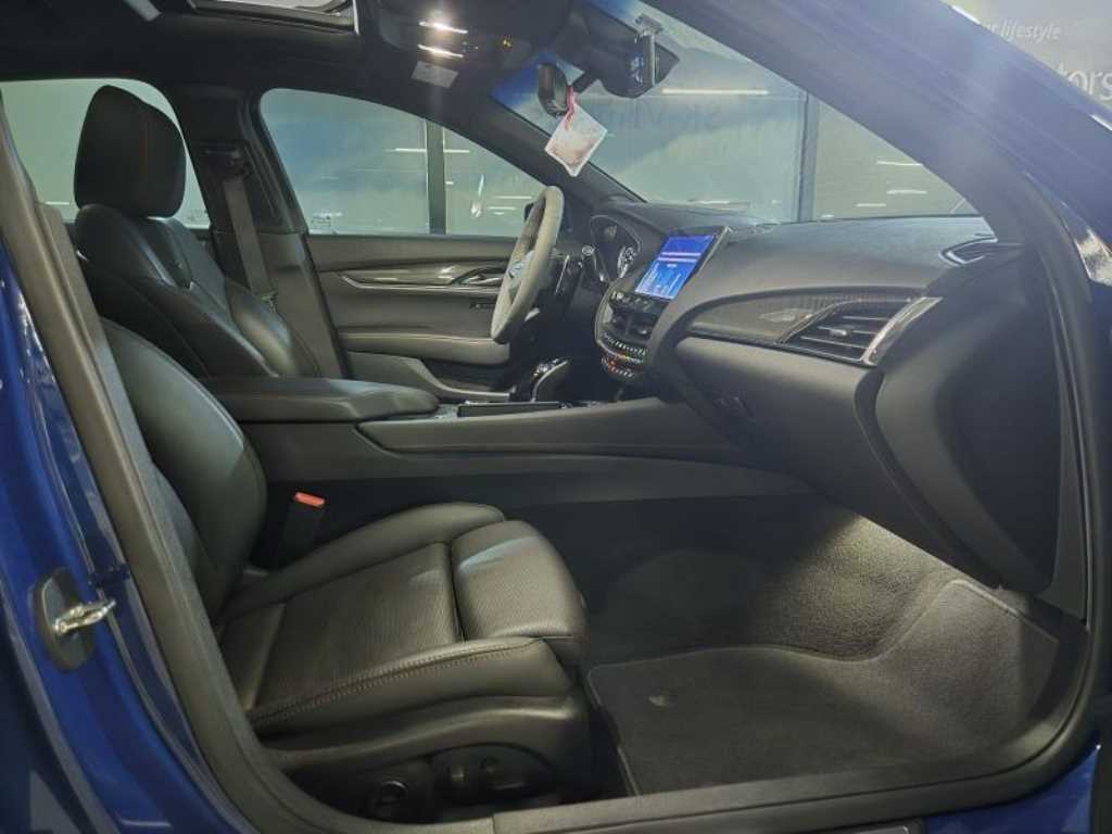 Cadillac CT5 2.0 Sport 9