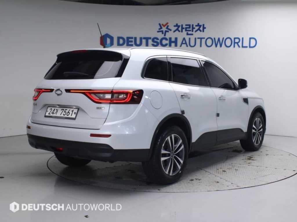 르노코리아 QM6 디젤 4WD RE 사진 2/20