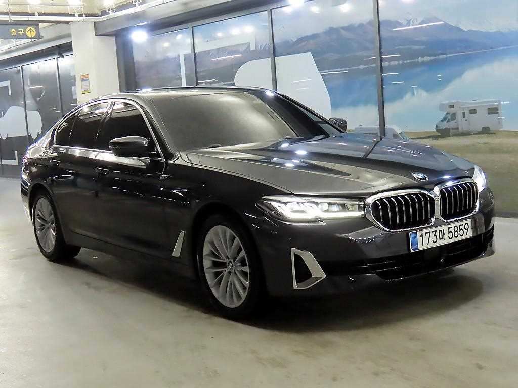 BMW 5시리즈 523d 럭셔리 사진 2/20