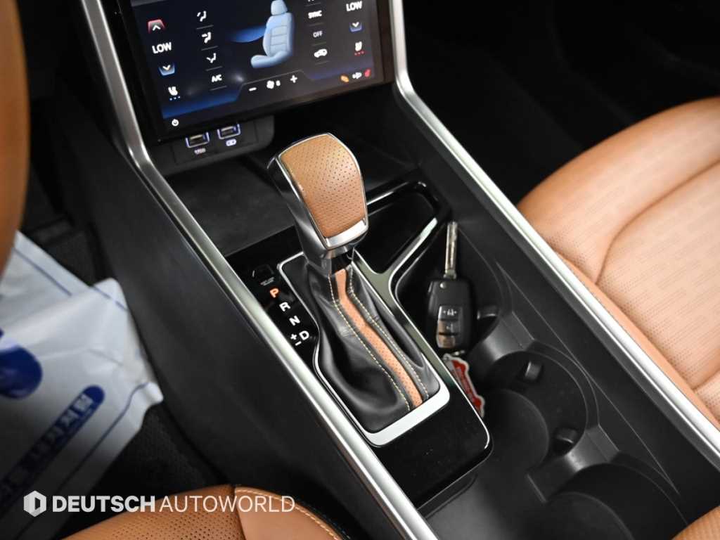 KG Mobility (Ssangyong) Torres 1.5 GDI-T 2WD T7 10