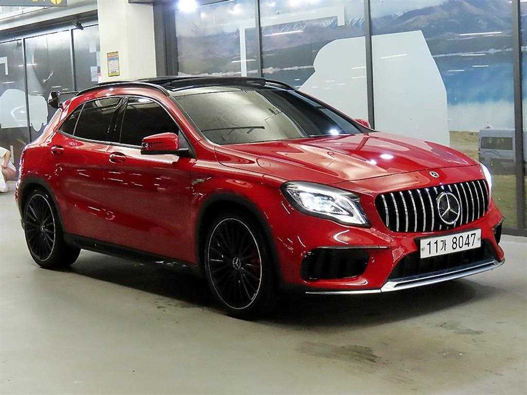 Mercedes-Benz GLA-Class GLA45 AMG 4MATIC